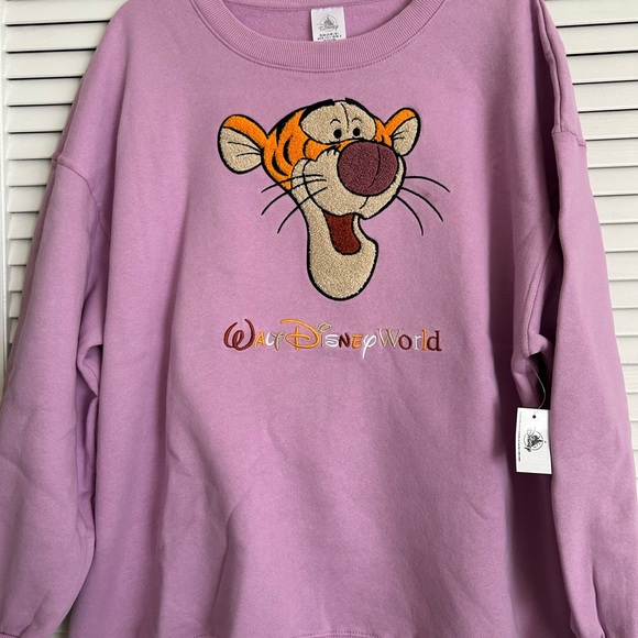 Disney Purple Tigger sweatshirt L - Picture 2 of 5